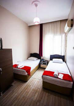 Cicek Palas Otel Izmir Exterior photo