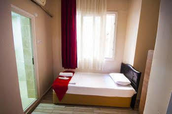 Cicek Palas Otel Izmir Exterior photo